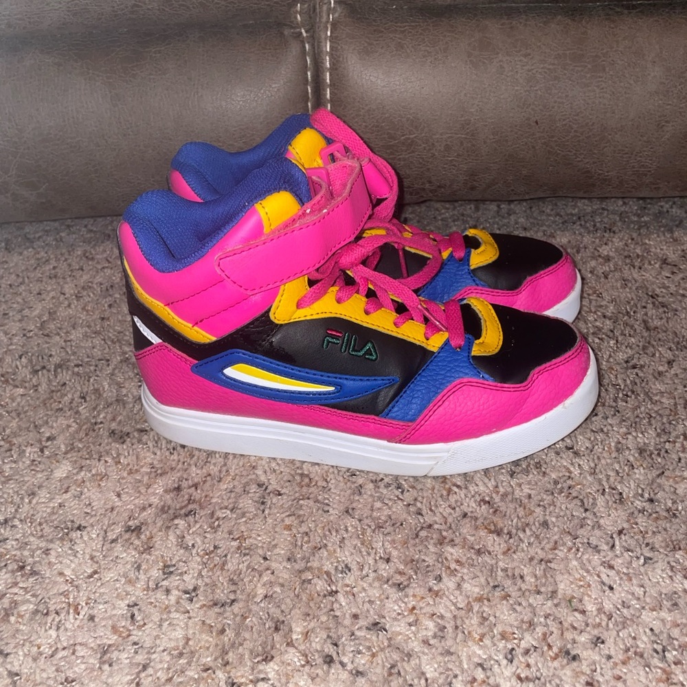 FILA Girls 3.5 Neon High Tops